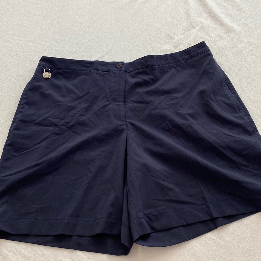 Liz Golf Shorts Size 16 Navy